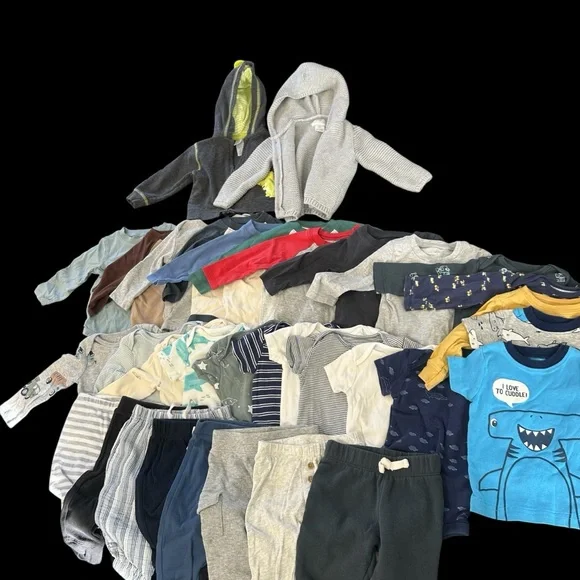 Bundle/ Lot Of 34 Baby Boy Clothes Size 6 Months Pants Bodysuits Hoodies - Picture 2 of 10